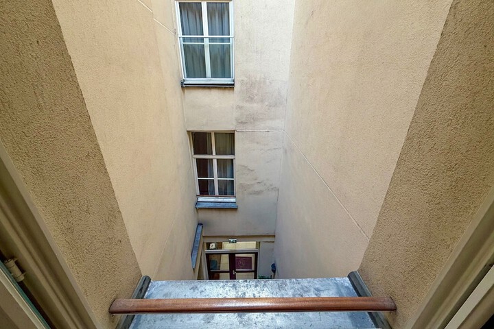 Hotel Exterior 83 of 86