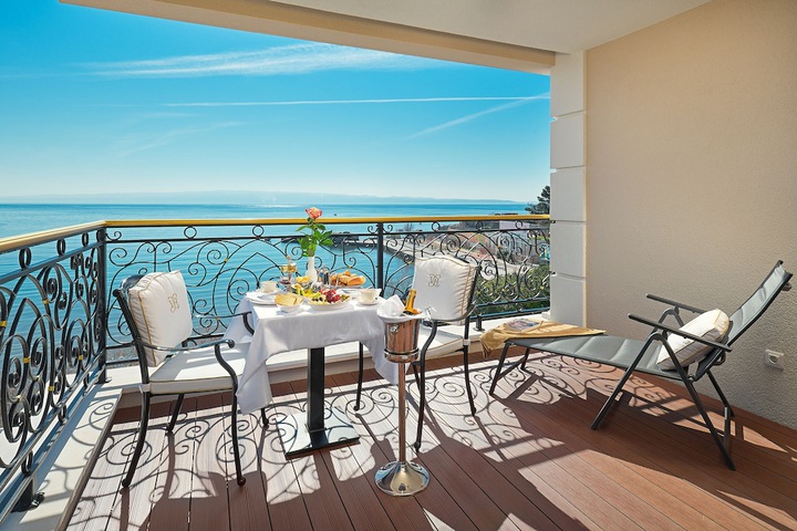 Terrace/Patio 90 of 102