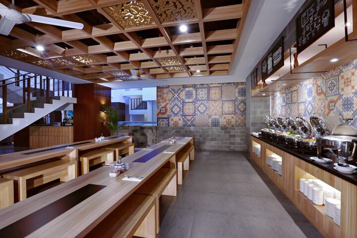 Breakfast/Coffee Service 15 of 29