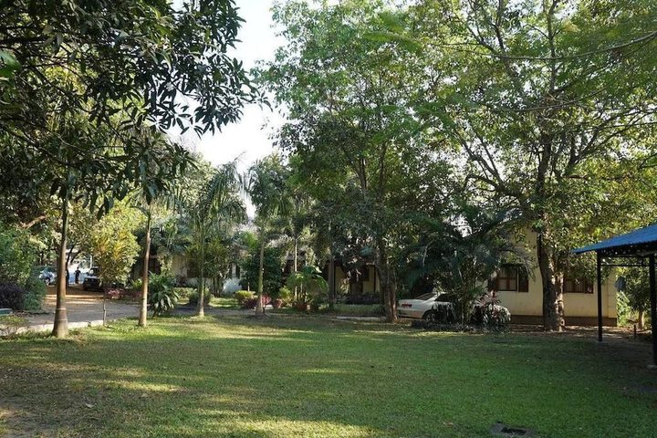 Hotel Entry