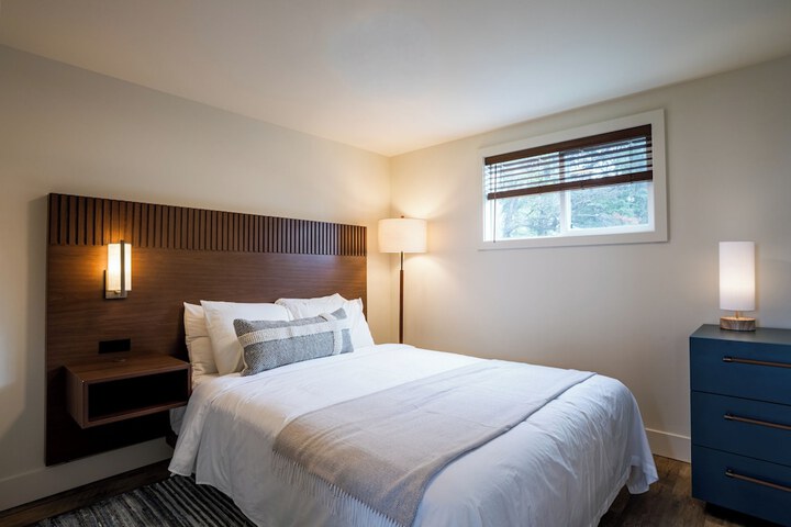 Room 21 of 72
