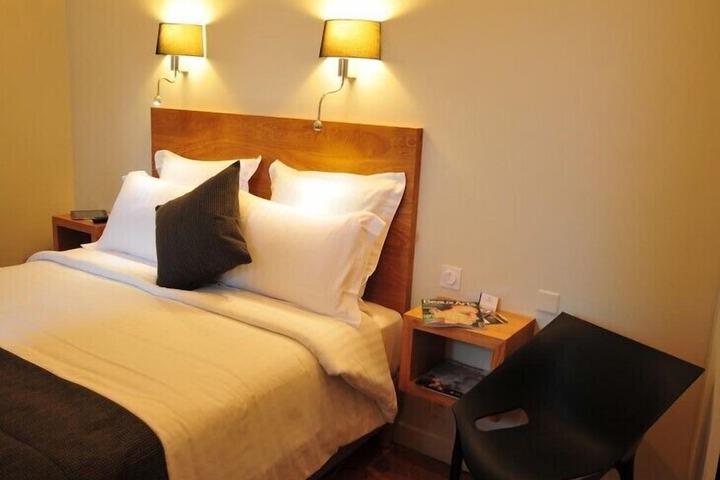 Room 5 of 85