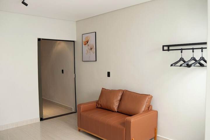 Room 25 of 37