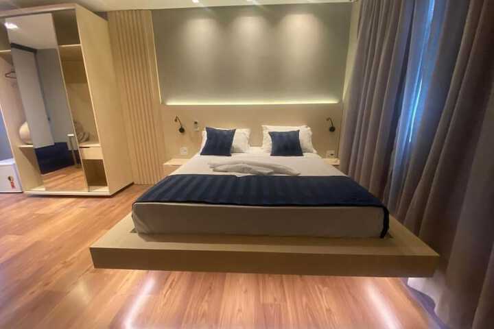 Room 22 of 31