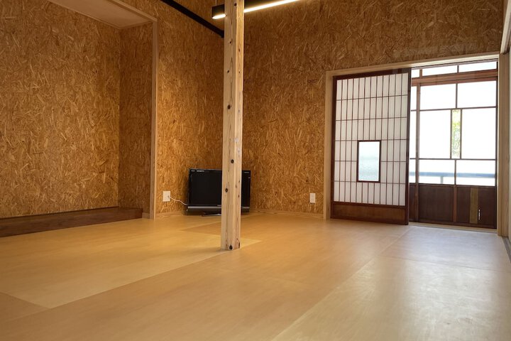 Room 13 of 48