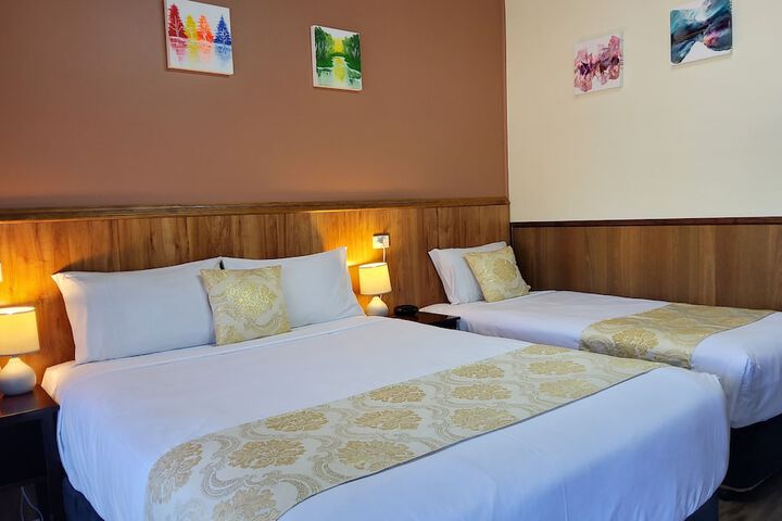 Room 15 of 97