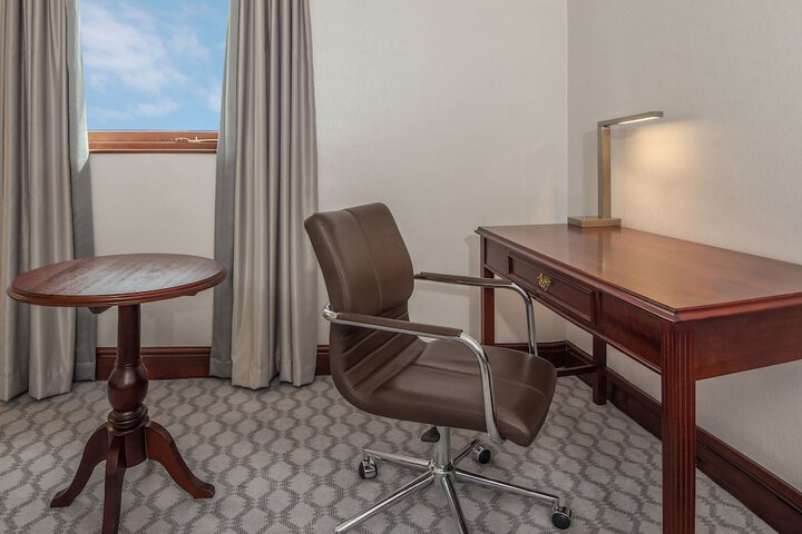 Room 25 of 69