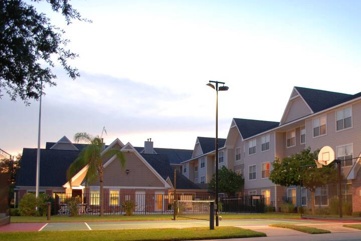 Sport court