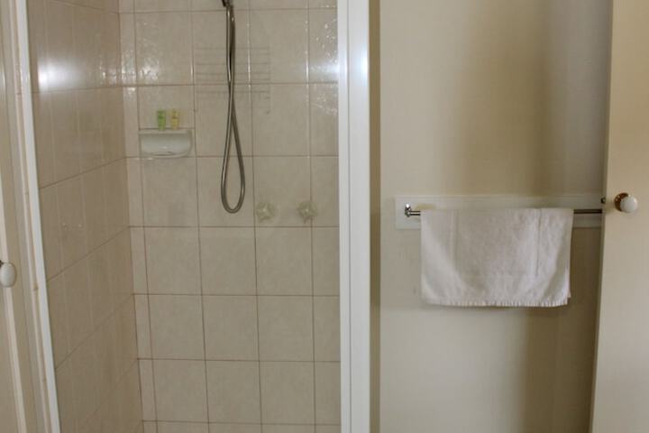 Room 11 of 23