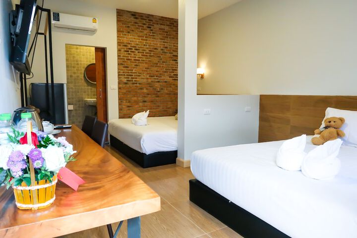 Room 5 of 45