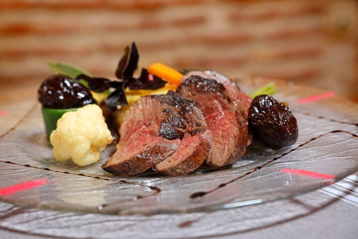 Dining 29 of 41