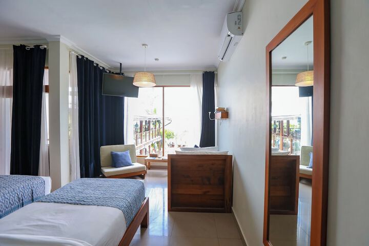 Room 36 of 59
