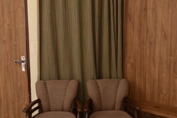 Room 31 of 178