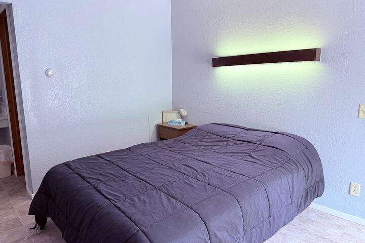 Room 7 of 24