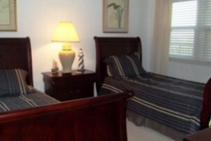 Room 20 of 27