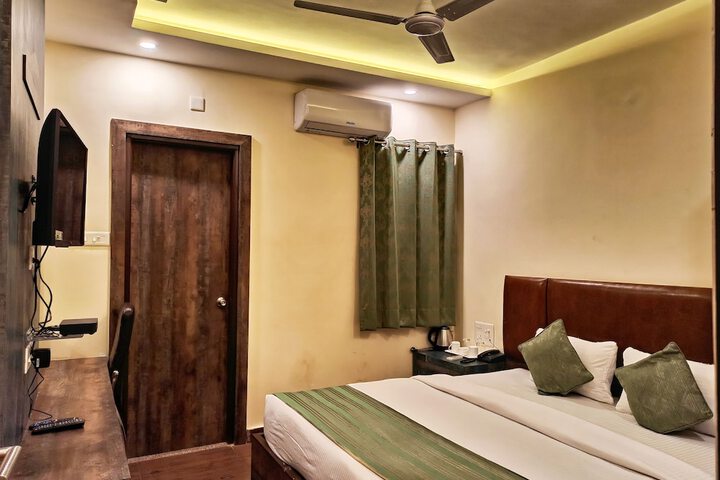 Room 7 of 21