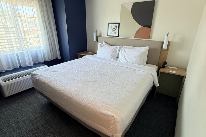 Room 7 of 35