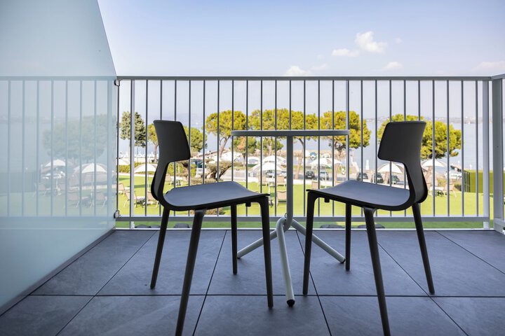 Terrace/Patio 49 of 86