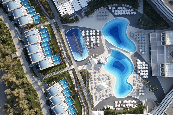 Pool 61 of 162
