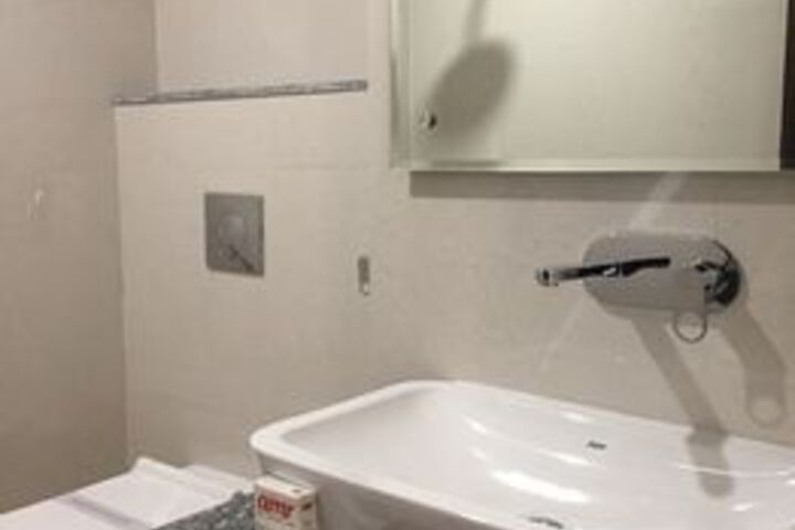 Room 4 of 41