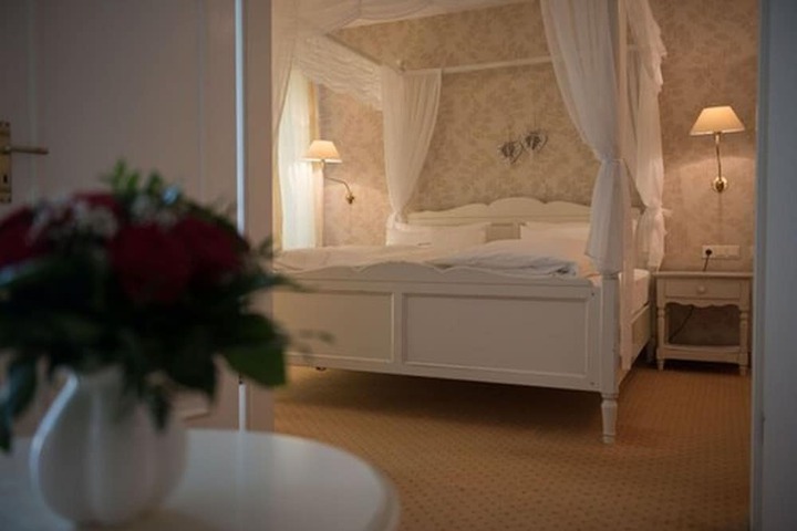 Room 7 of 23