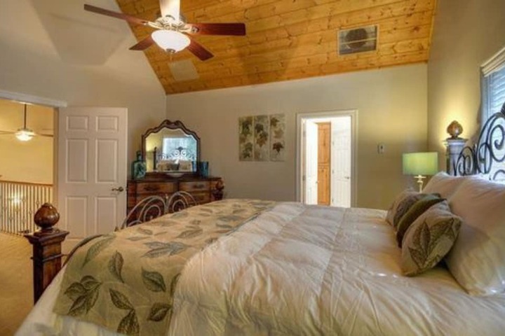 Room 5 of 30