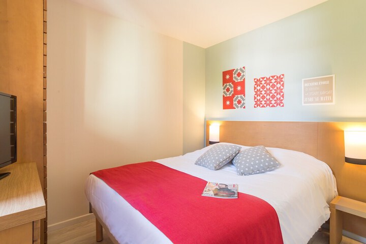 Room 10 of 55