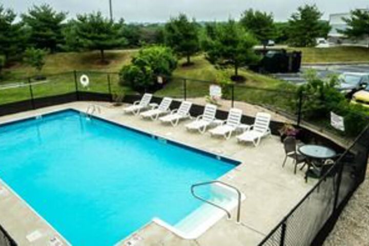 Pool 54 of 61
