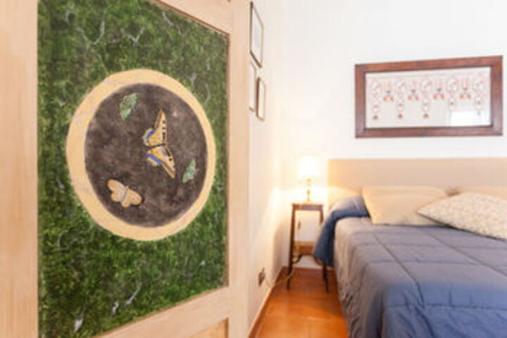 Room 323 of 477