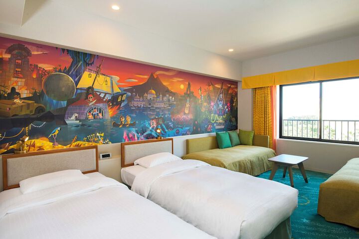 Room 21 of 48