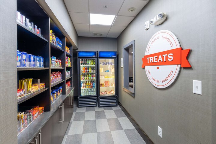 Snack bar
