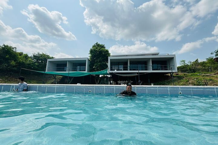 Pool 15 of 17