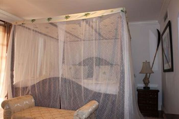 Room 15 of 40
