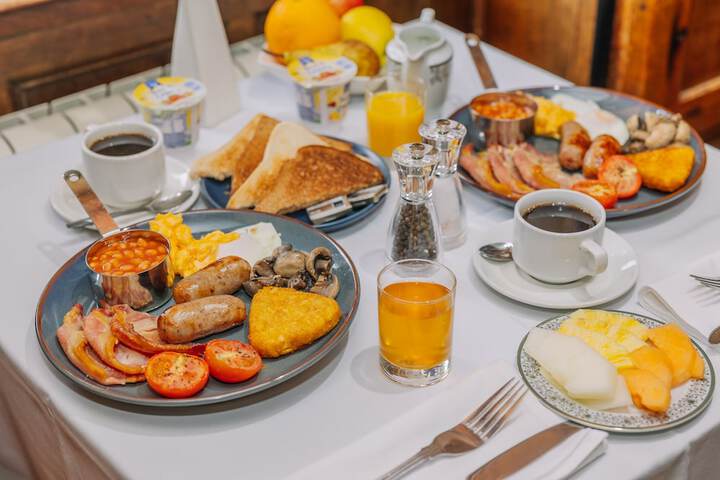 Breakfast/Coffee Service 96 of 113