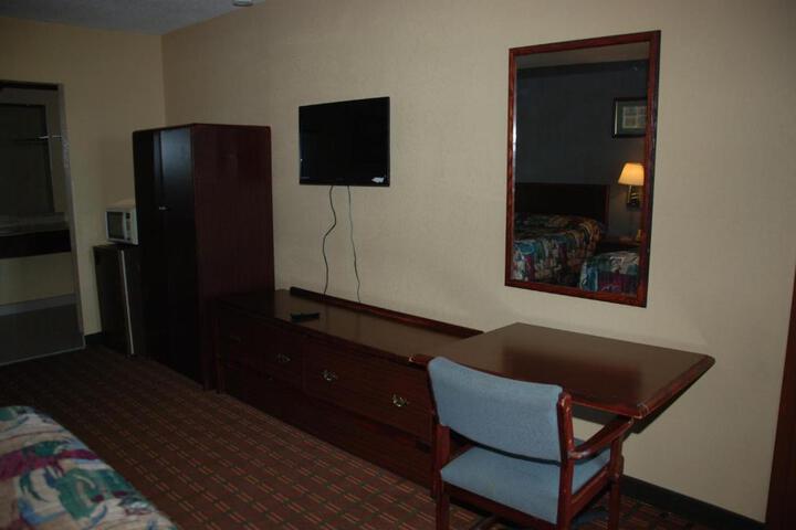 Photo 8