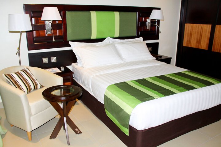 Room 17 of 74