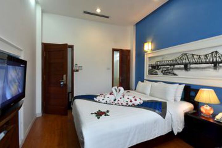 Room 28 of 84