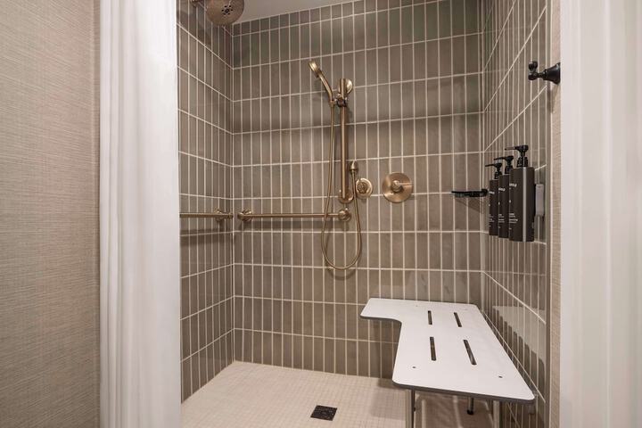 Bathroom shower
