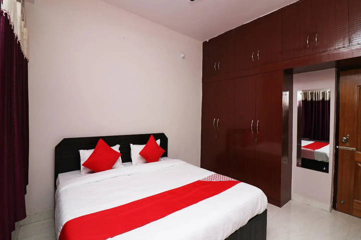 Hotel O Krisha Palace