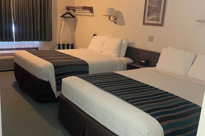Room 3 of 8