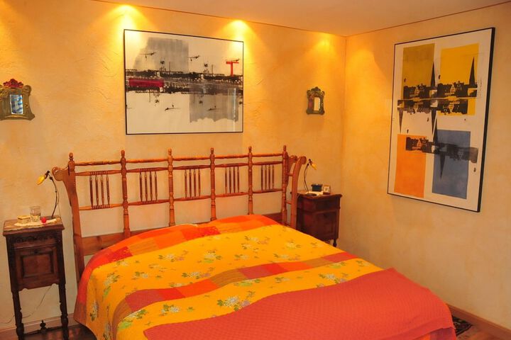 Room 9 of 40