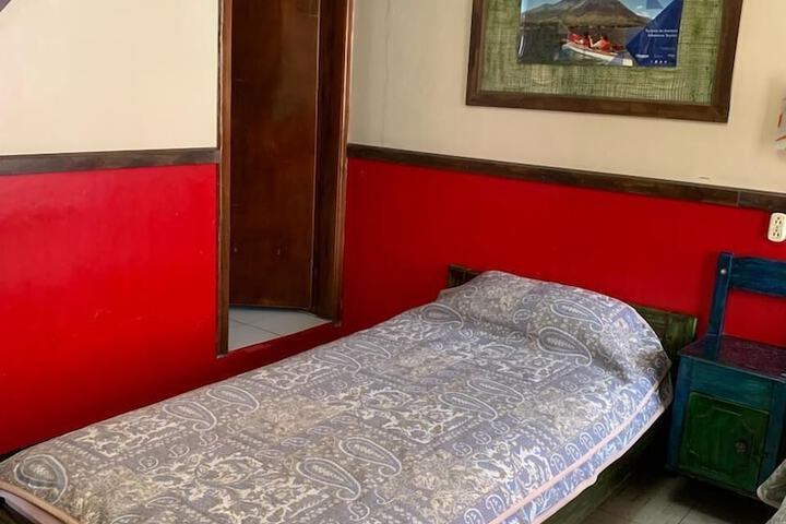 Room 19 of 37