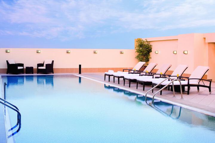 Hotel Pool