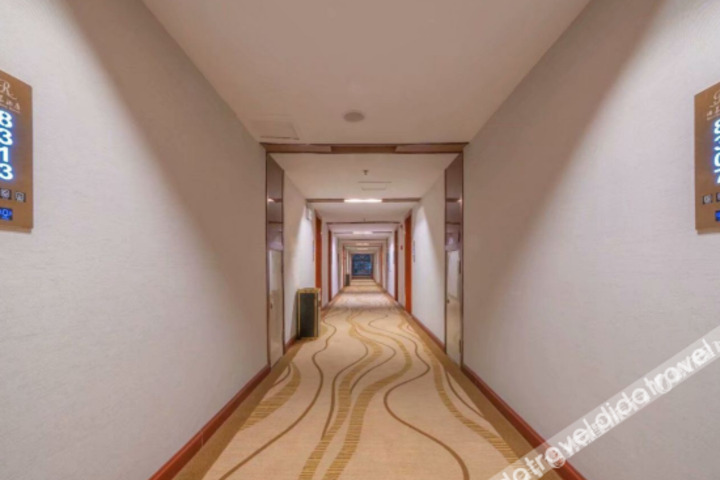 Hotel Interior 7 of 14