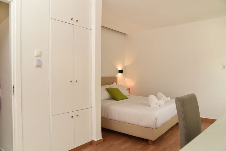 Room 25 of 59