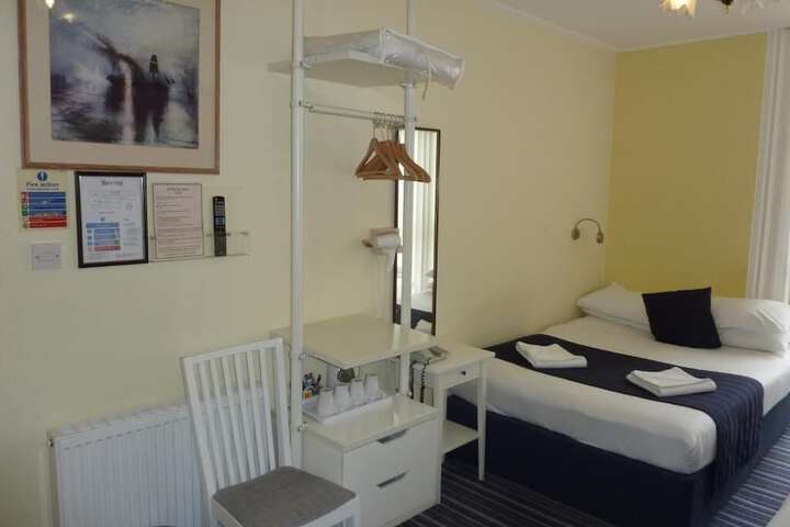 Room 41 of 113