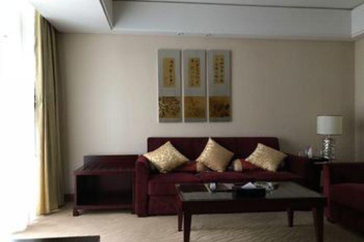 Room 27 of 31