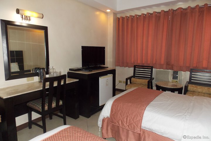 Room 9 of 36
