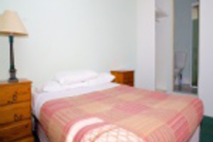 Room 107 of 119