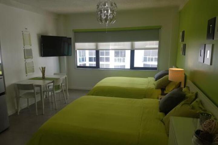 Miami Beach Suncoast Apartment IV in Miami Beach, FL